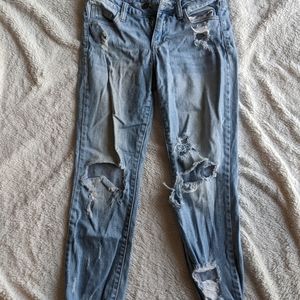 Forever 21 Destroyed Jeans 25 Waist